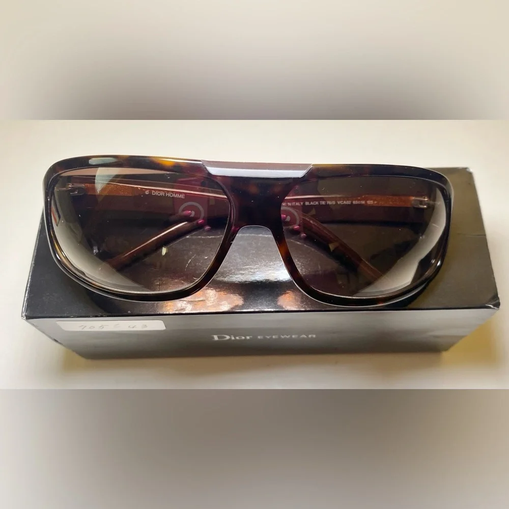 Dior Homme Brown Tie Sunnies 😎